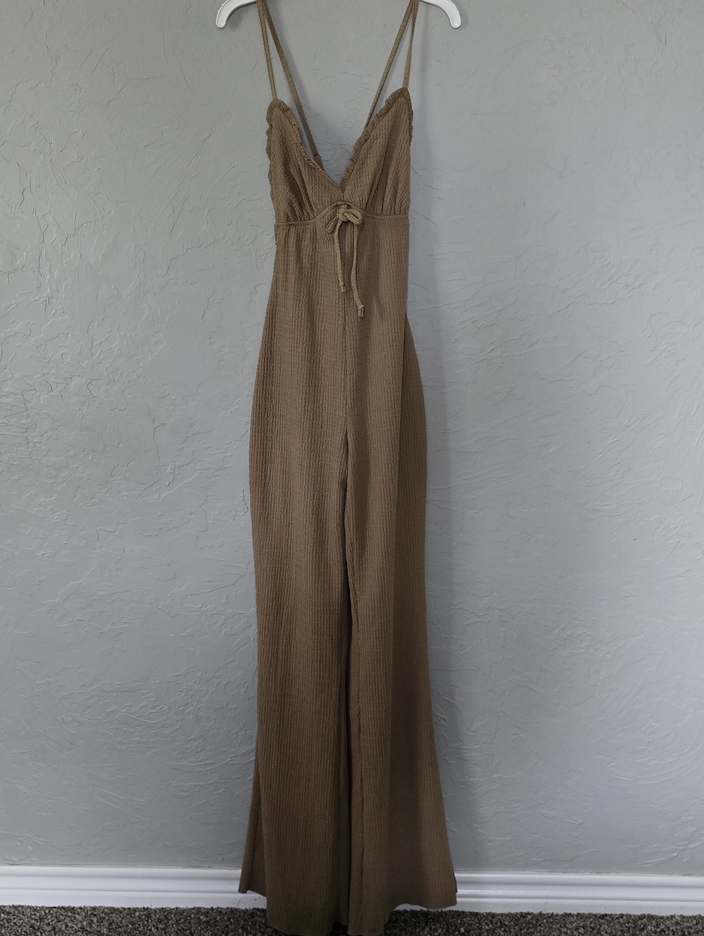 Stunning Fashion Nova Khaki Romper Size Small Women - Picture 2 of 8